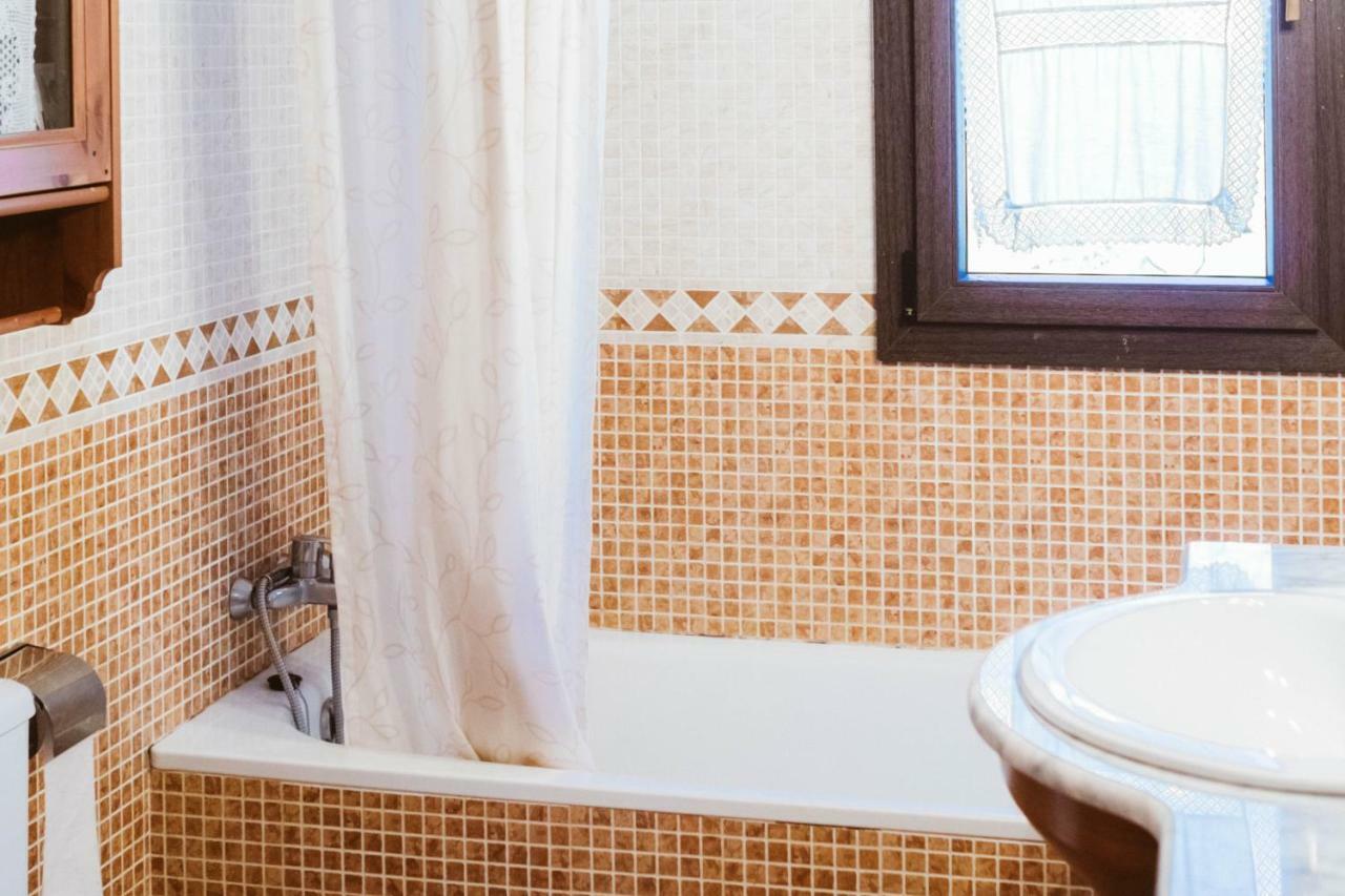 Apartamento Garona Les Eksteriør bilde
